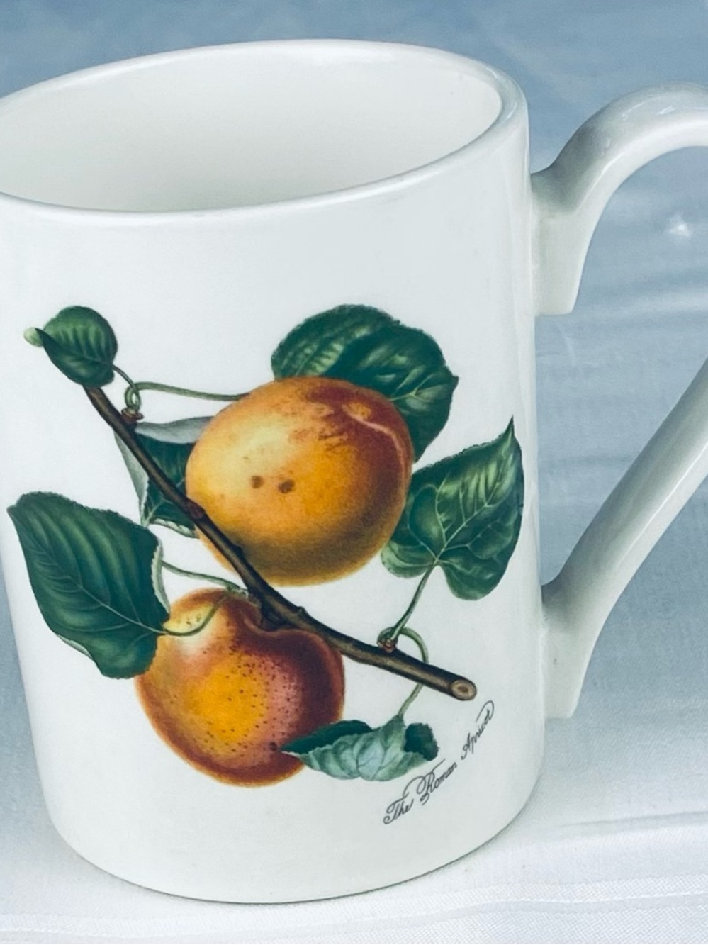 Portmeirion White Mug “The Romana Apricot”